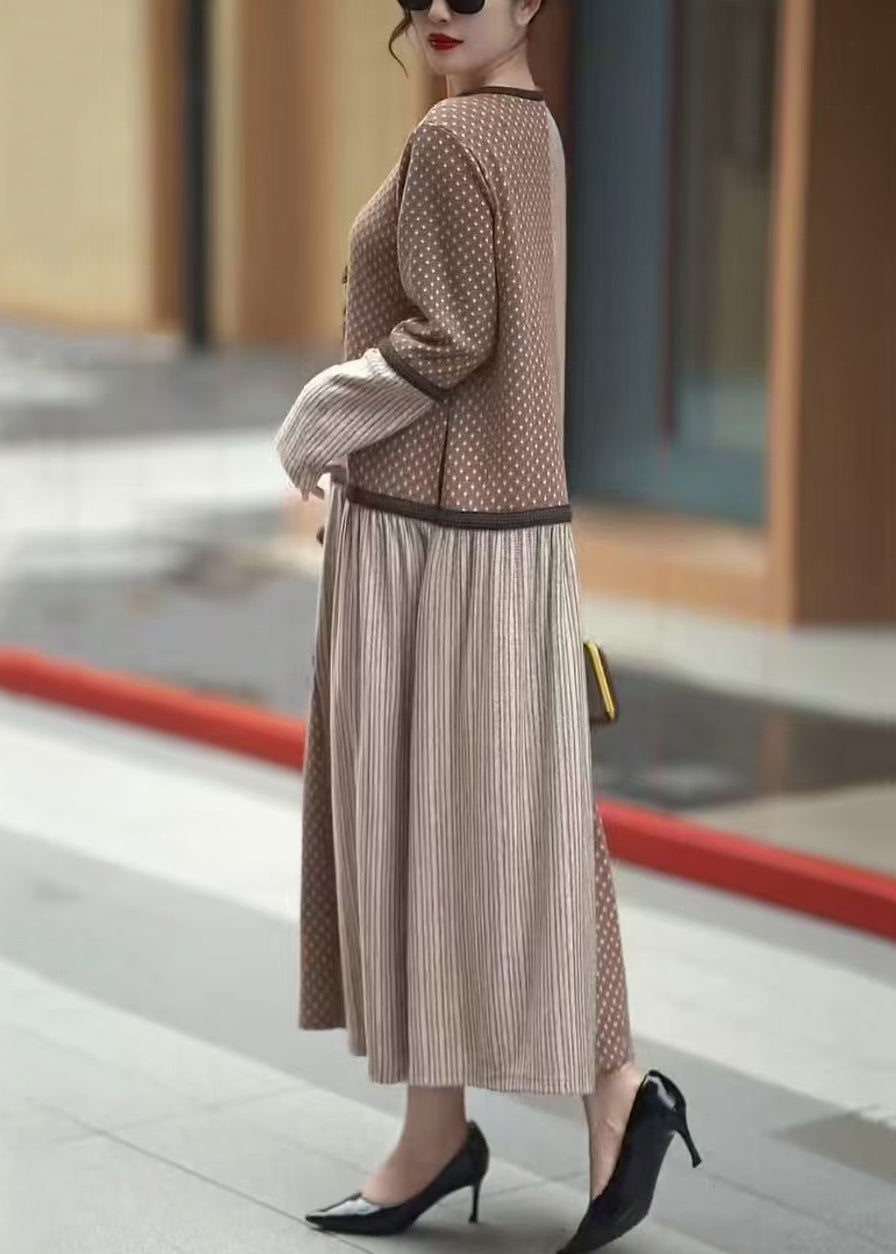 Sophisticated Dress with a Clean Classic Look