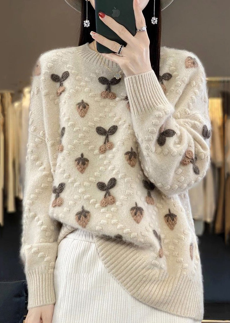 Classic Vintage Sweater with a Flattering Fit