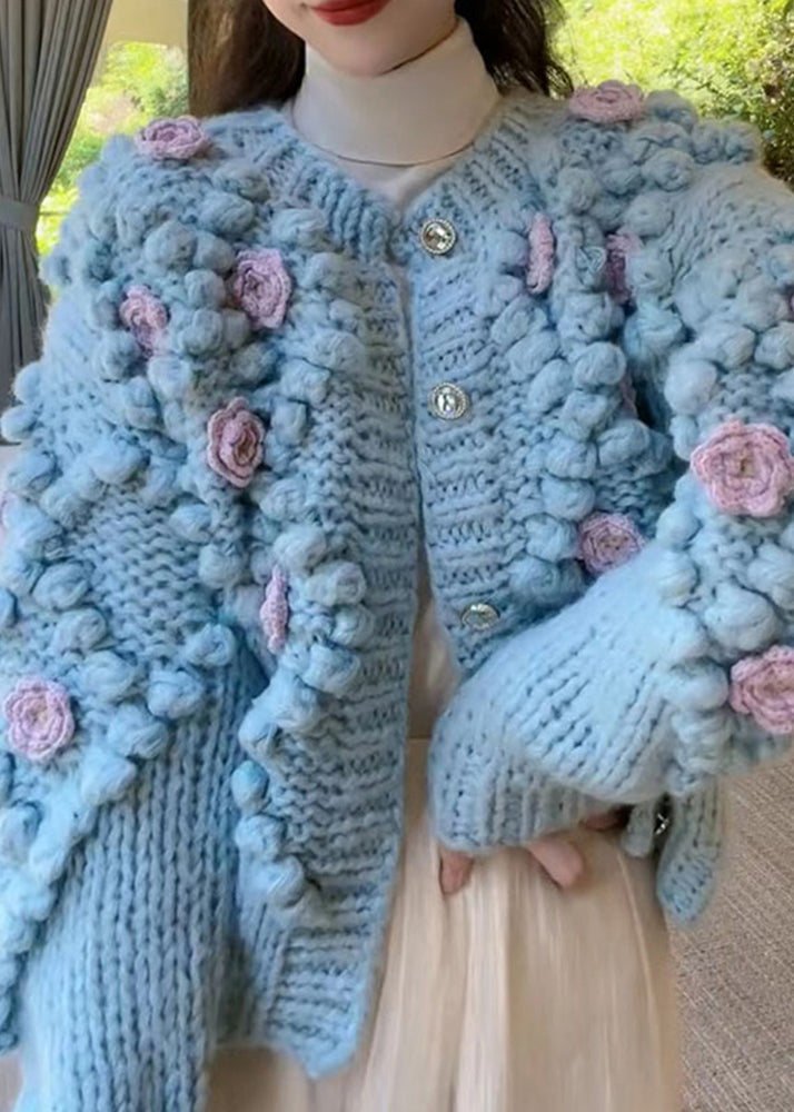 Gracefully Styled Coat for Any Occasion
