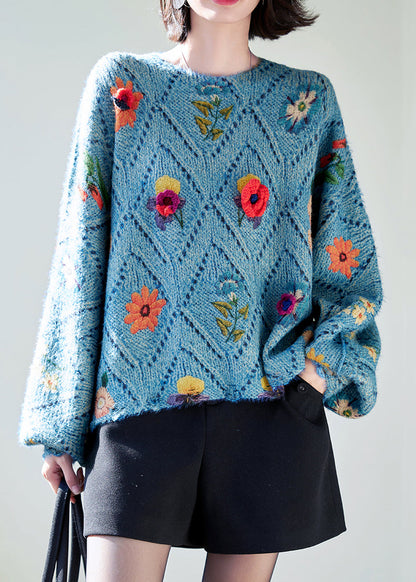 Effortlessly Elegant Sweater with a Timeless Design
