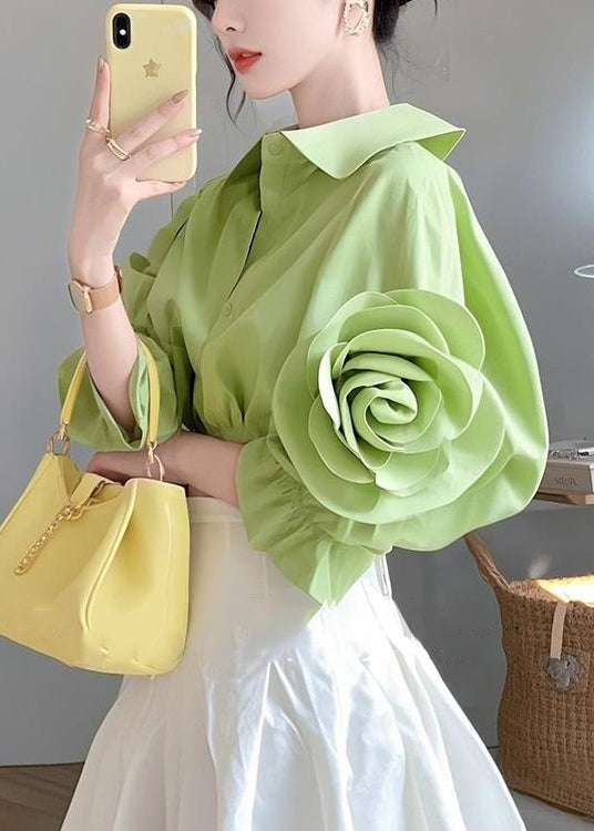 Effortlessly Elegant Blouse with a Timeless Design