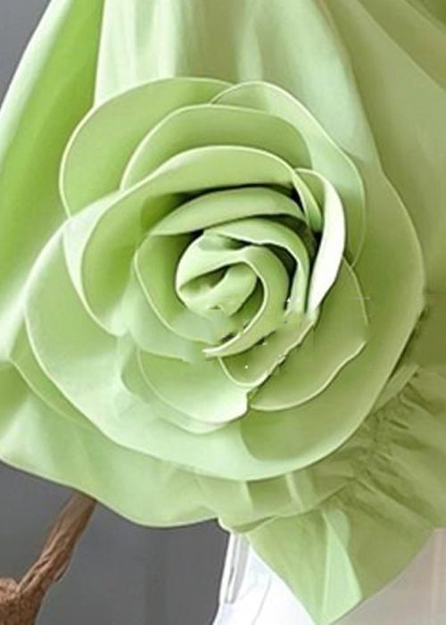 Effortlessly Elegant Blouse with a Timeless Design