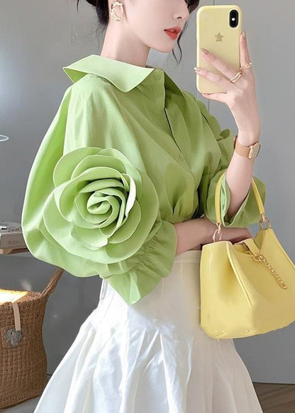 Effortlessly Elegant Blouse with a Timeless Design