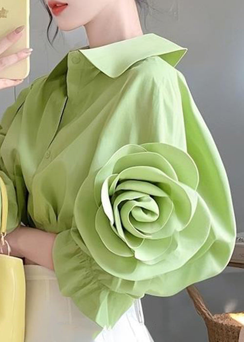 Effortlessly Elegant Blouse with a Timeless Design