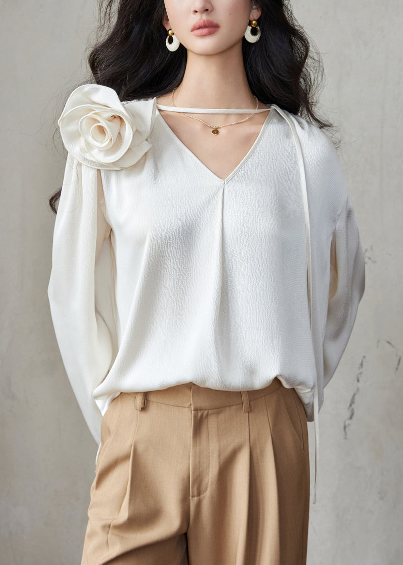 Elegantly Styled Blouse for Everyday Wear