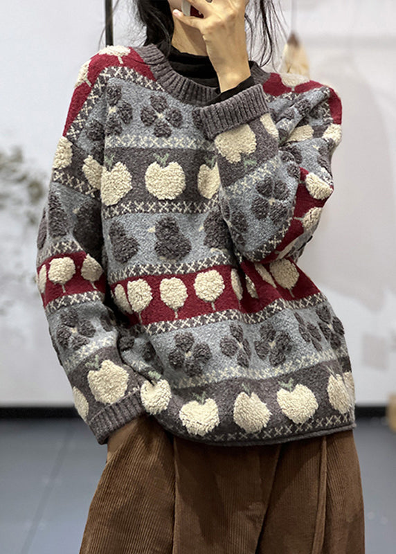 Effortlessly Elegant Sweater with a Timeless Design