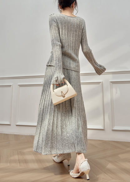 Effortlessly Elegant Sweater with a Timeless Design
