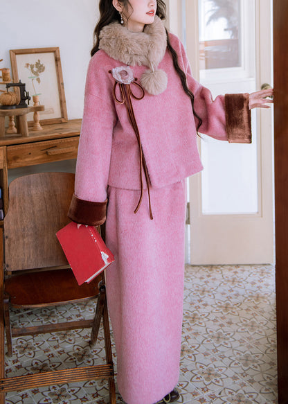 Sophisticated Coat with a Clean Classic Look