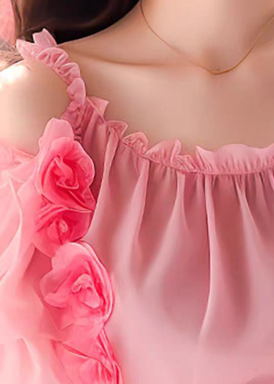 Effortlessly Elegant Top with a Timeless Design