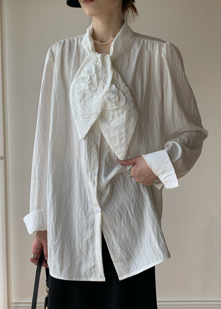 Beautifully Crafted Blouse in a Classic Style