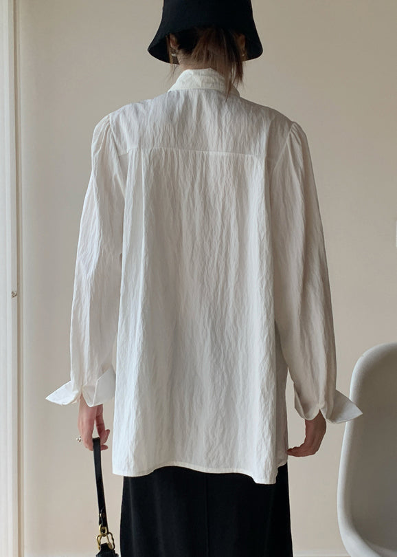 Beautifully Crafted Blouse in a Classic Style