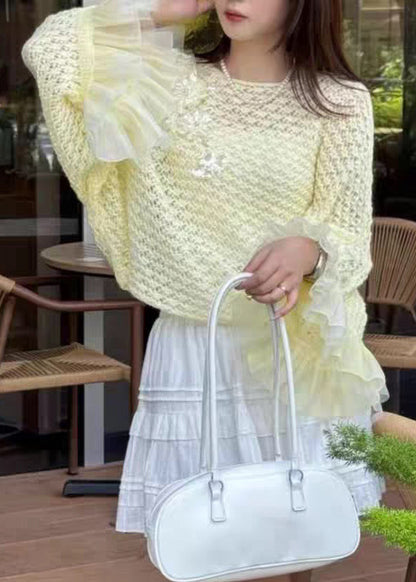 Effortlessly Elegant Sweater with a Timeless Design