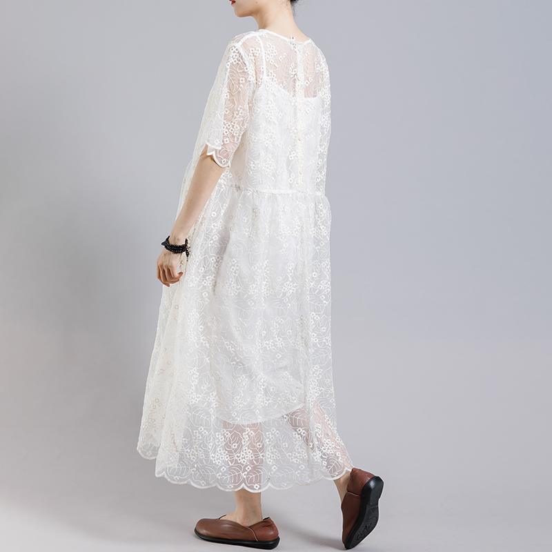 Beautifully Crafted Dress in a Classic Style