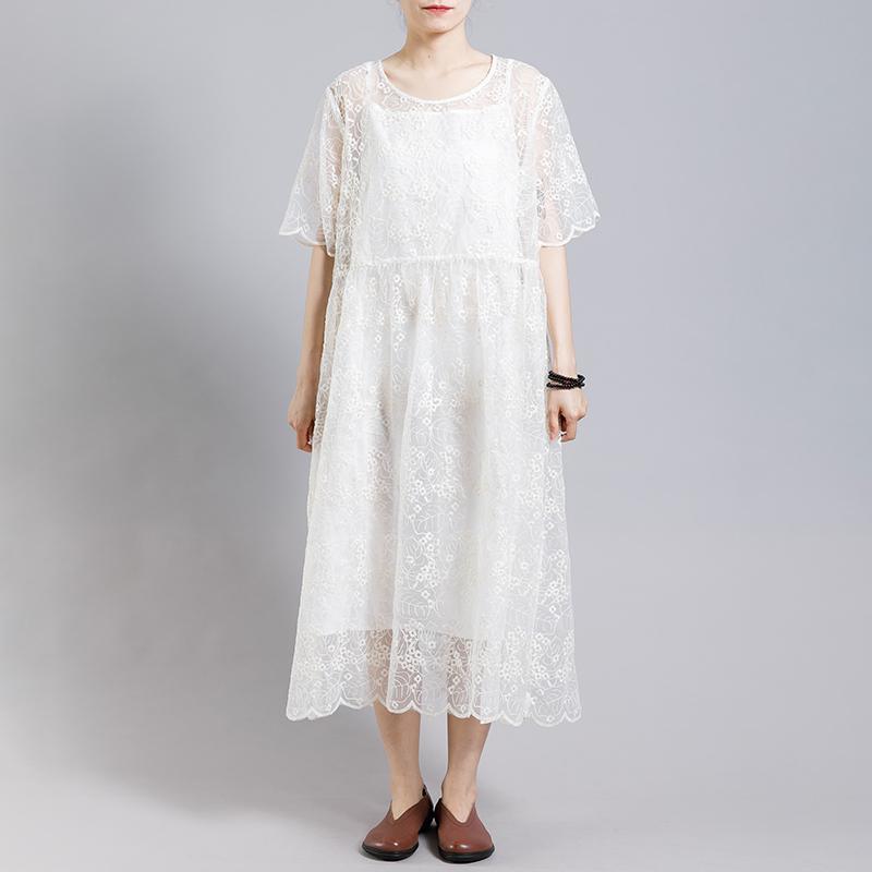 Beautifully Crafted Dress in a Classic Style