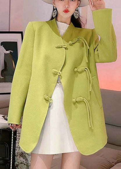 Elegantly Styled Coat for Everyday Wear