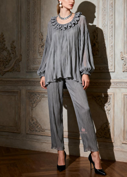 A Vintage Style Pants with Delicate Timeless Details