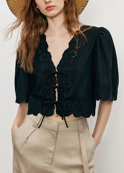 Beautifully Finished Top in a Timeless Design