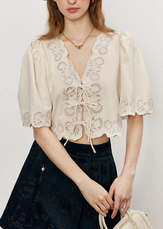 Beautifully Finished Top in a Timeless Design