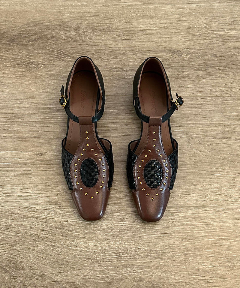 Chic Orthopedic Sandals with Unique Design