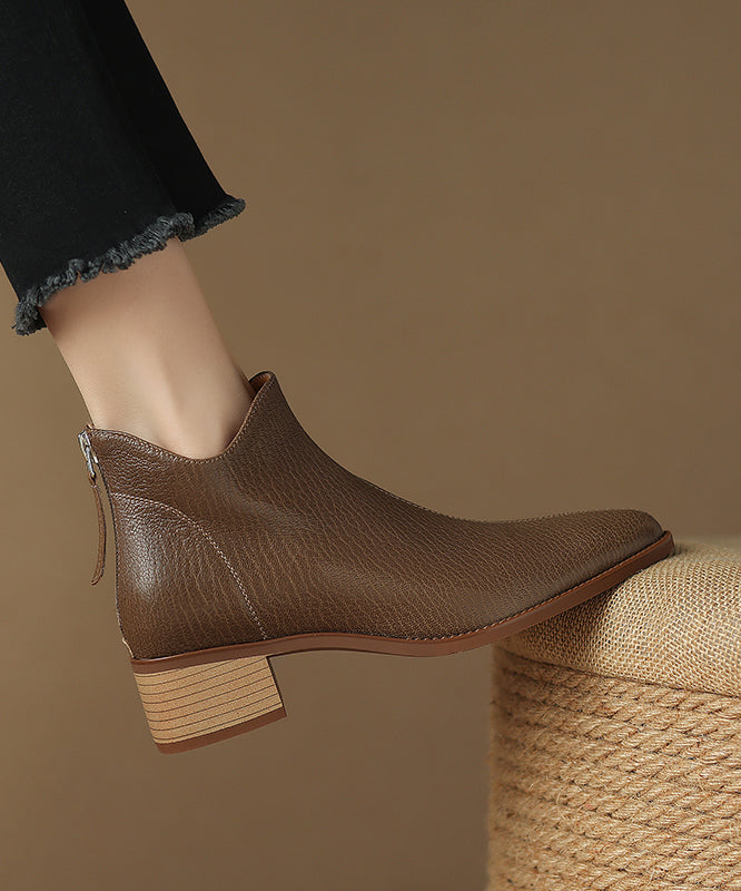 Graceful Orthopedic Boots for Modern Look