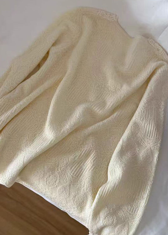 Polished Top with an Effortless Classic Look