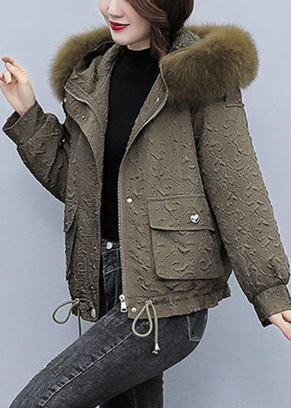 Well Tailored Coat with a Graceful Silhouette