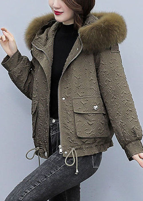 Well Tailored Coat with a Graceful Silhouette