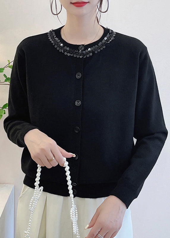 Classic Vintage Cardigan with a Flattering Fit