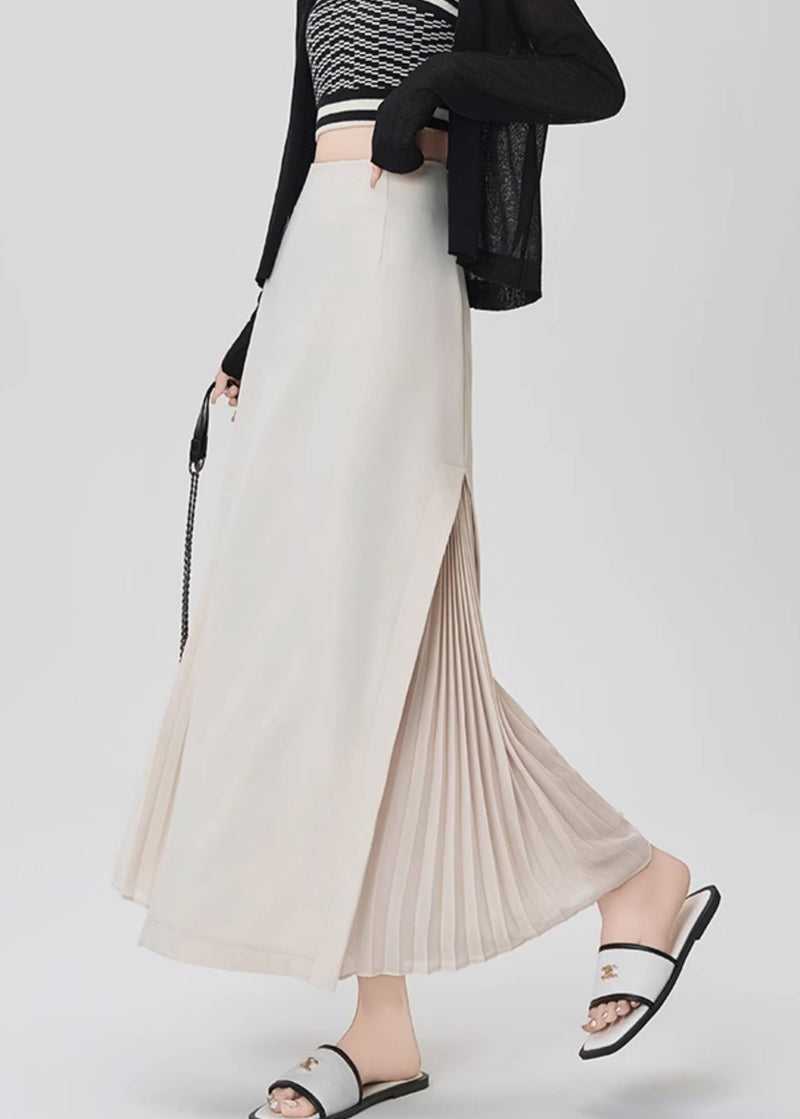 Sophisticated Garment with a Clean Classic Look