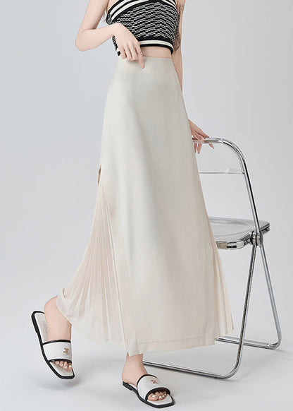 Sophisticated Garment with a Clean Classic Look