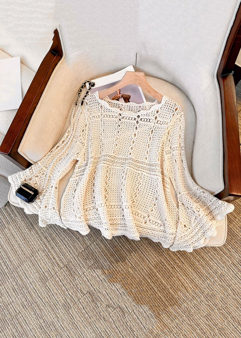 Effortlessly Elegant Top with a Timeless Design