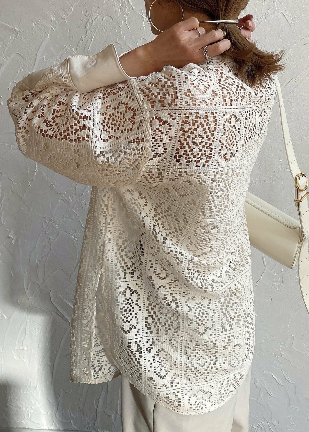 Beautifully Crafted Blouse in a Classic Style