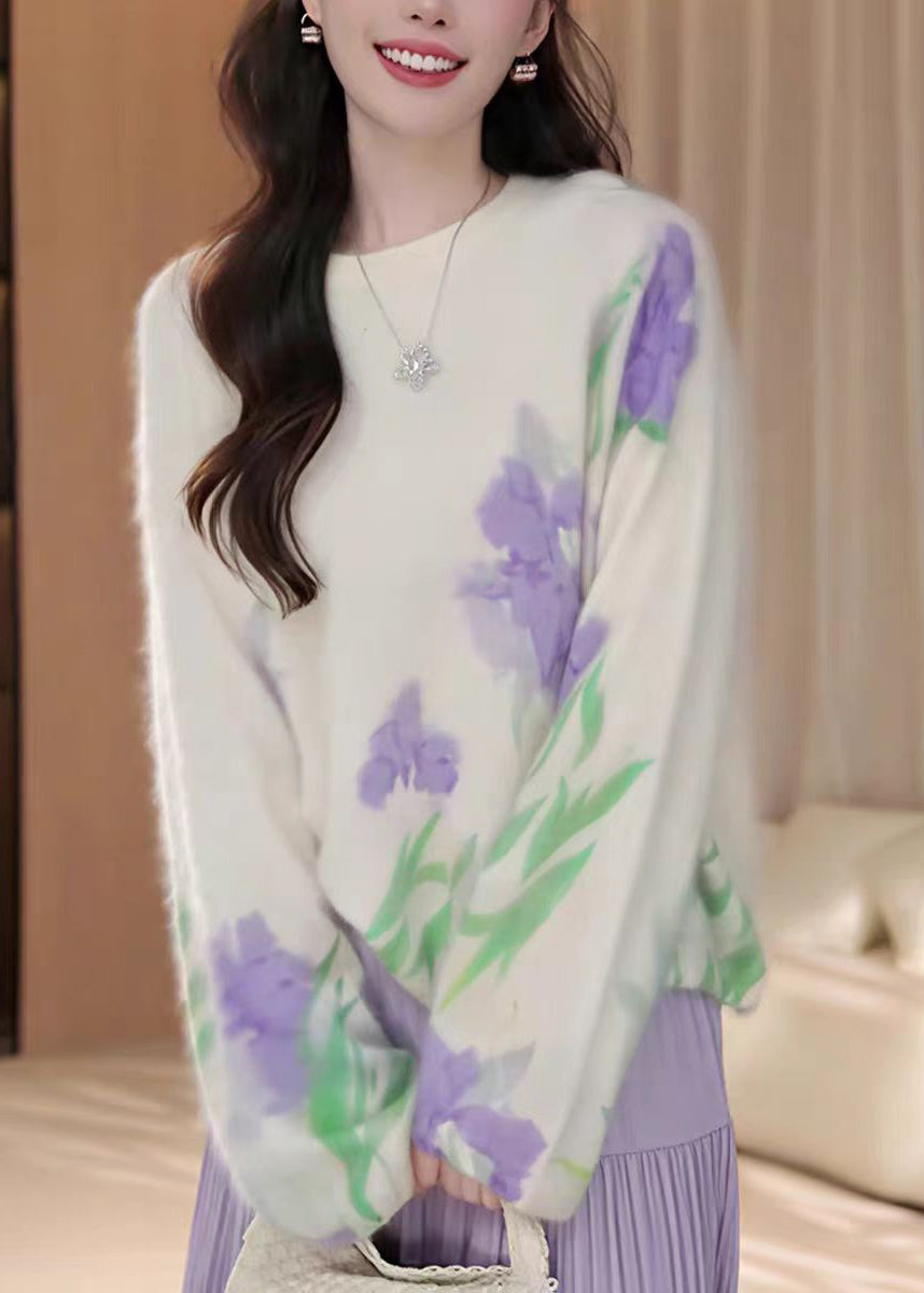 Beautifully Finished Sweater in a Timeless Design