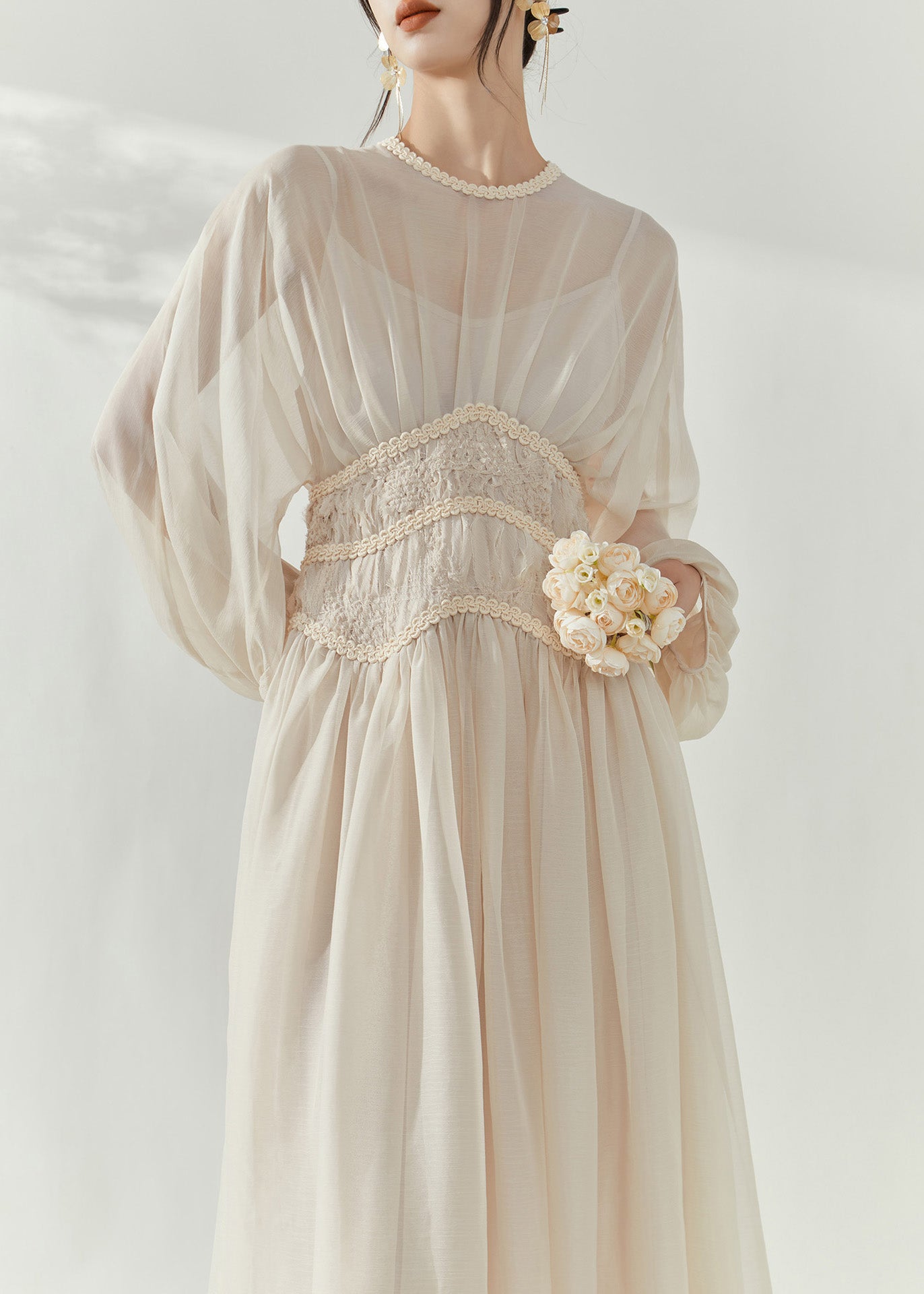 Classic Vintage Dress with a Flattering Fit