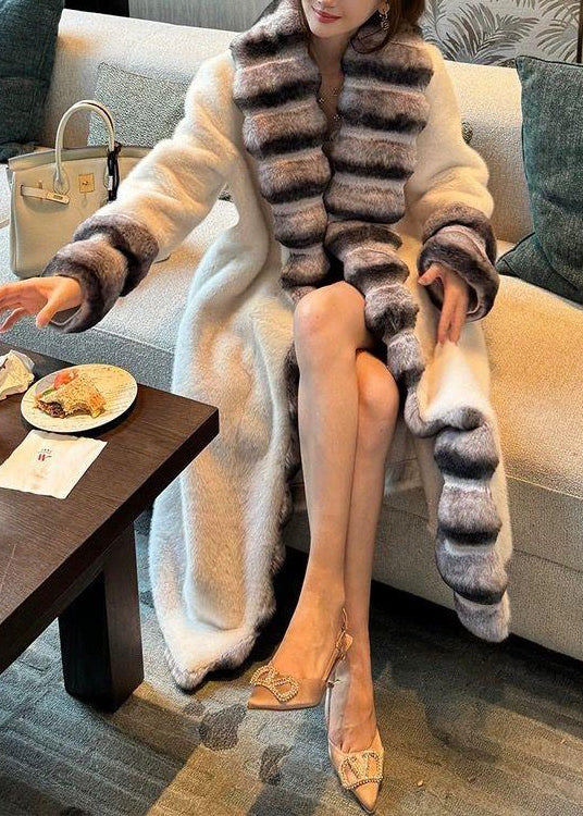 Elegantly Styled Coat for Everyday Wear