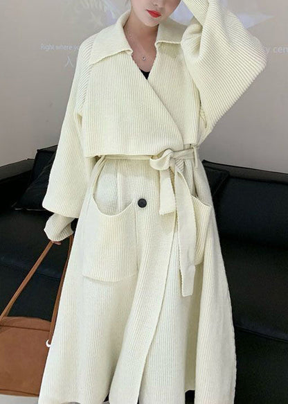 Well Tailored Coat with a Graceful Silhouette