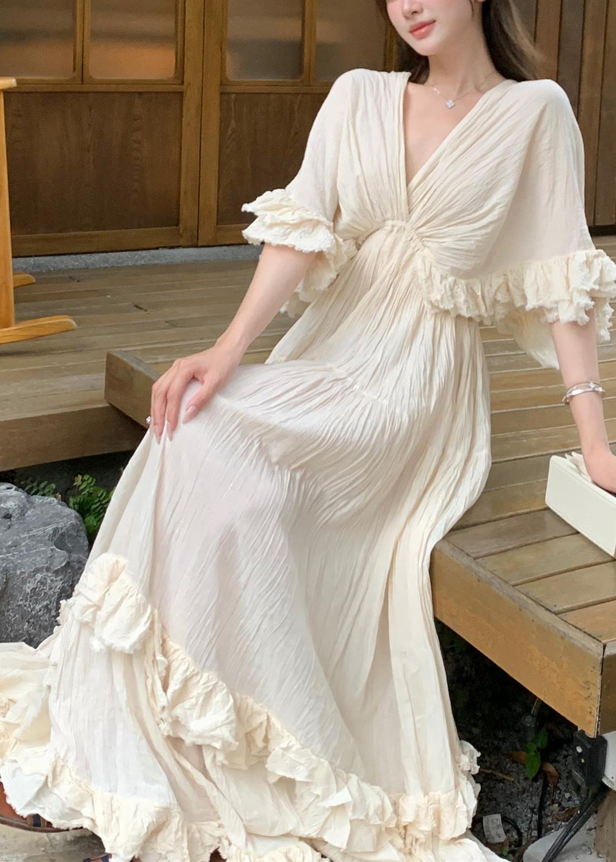 Beautifully Crafted Dress in a Classic Style