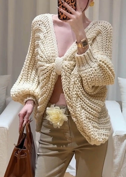 Effortlessly Elegant Sweater with a Timeless Design