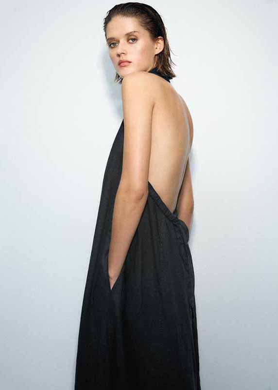 Effortlessly Elegant Dress with a Timeless Design