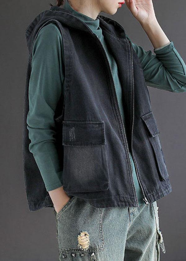 Gracefully Styled Coat for Any Occasion