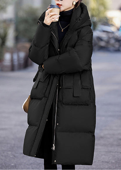 Well Tailored Coat with a Graceful Silhouette