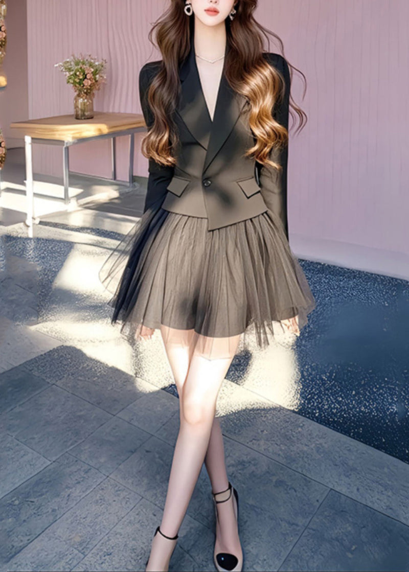 A Vintage Style Coat with Delicate Timeless Details