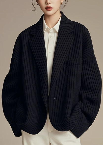 Gracefully Styled Coat for Any Occasion