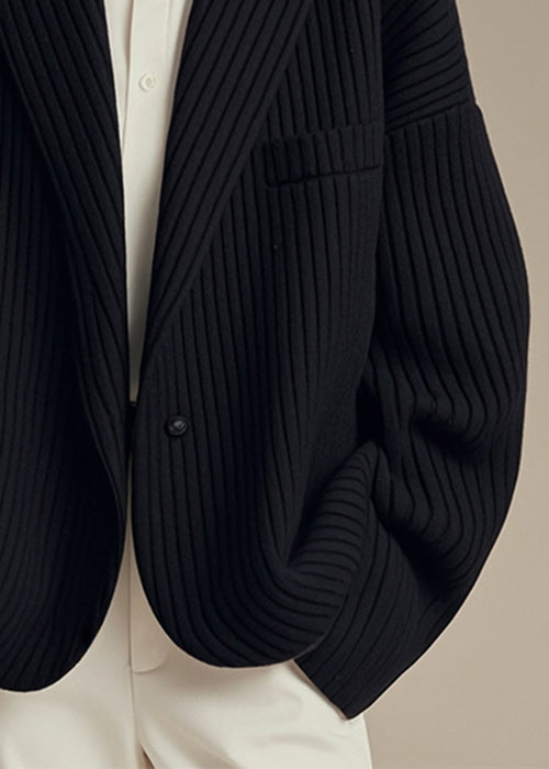 Gracefully Styled Coat for Any Occasion