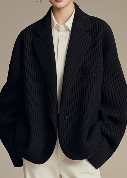 Gracefully Styled Coat for Any Occasion