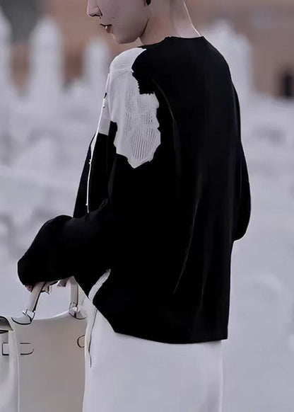 Beautifully Finished Sweater in a Timeless Design
