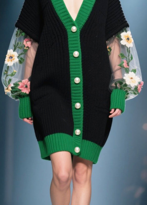 Classic Vintage & Enduringly Stylish Coat