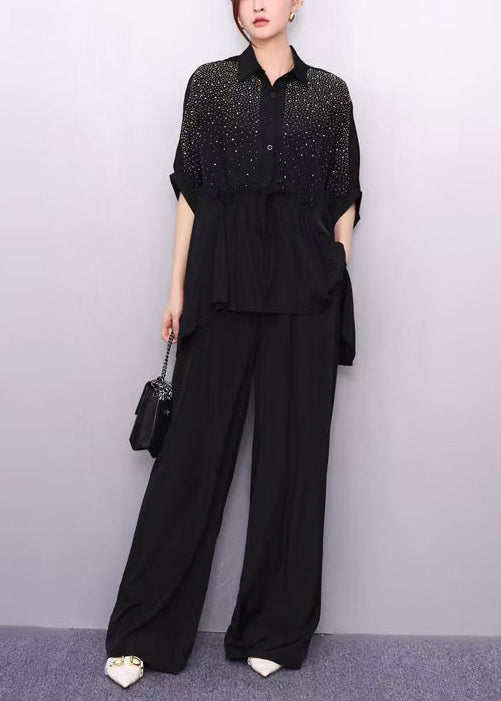 Effortlessly Elegant Garment with a Timeless Design