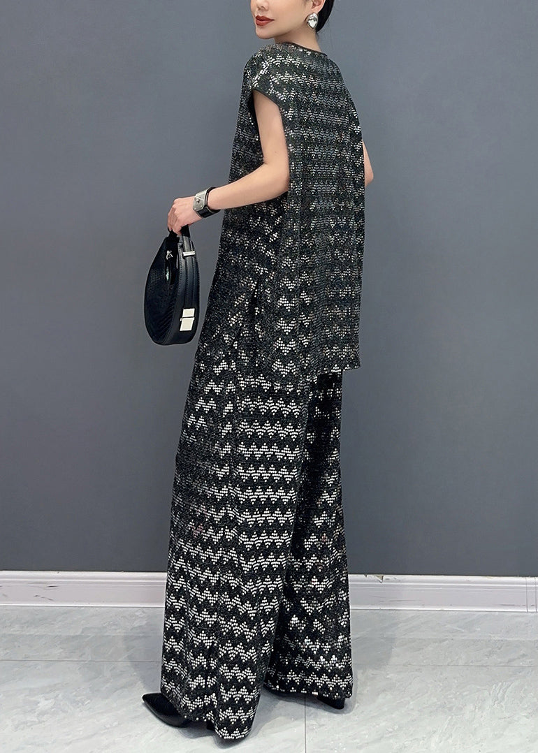 Classic Vintage Garment with a Flattering Fit