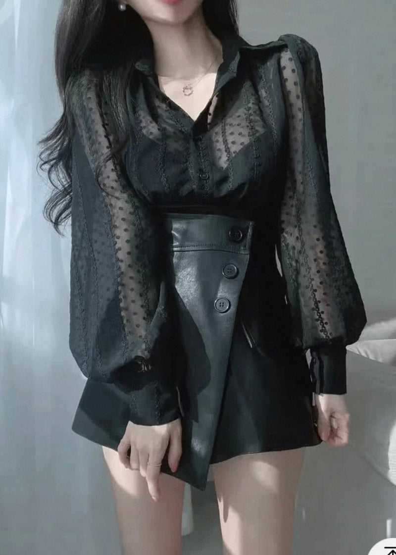 Classic Vintage Blouse with a Flattering Fit